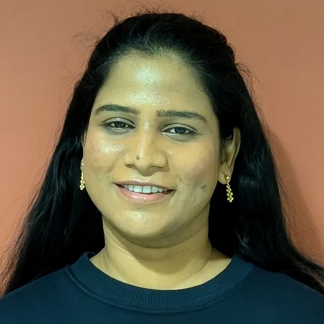 Portrait of Eva Kubendran Amos
